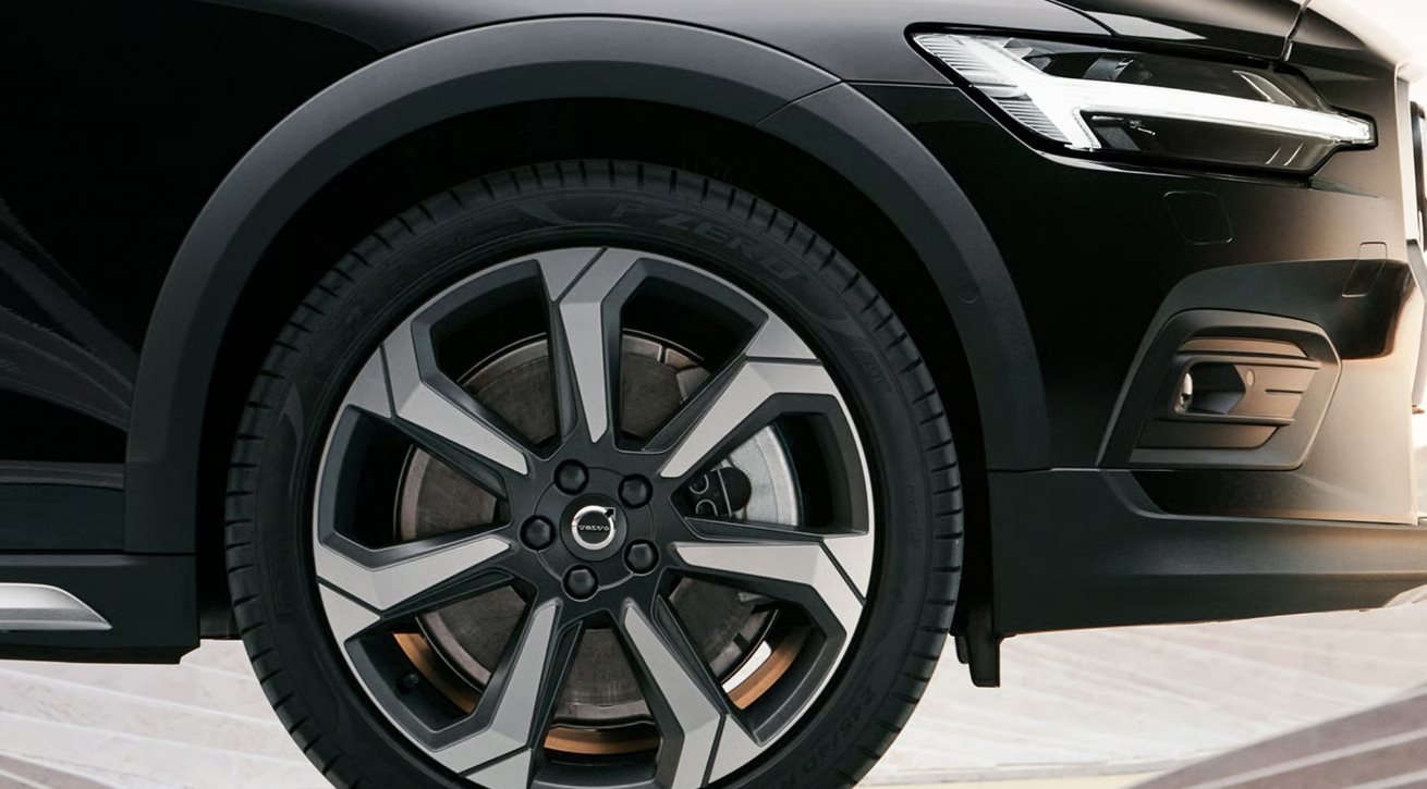 2026 Volvo V60 Cross Country - Wynn Volvo Cars Norristown