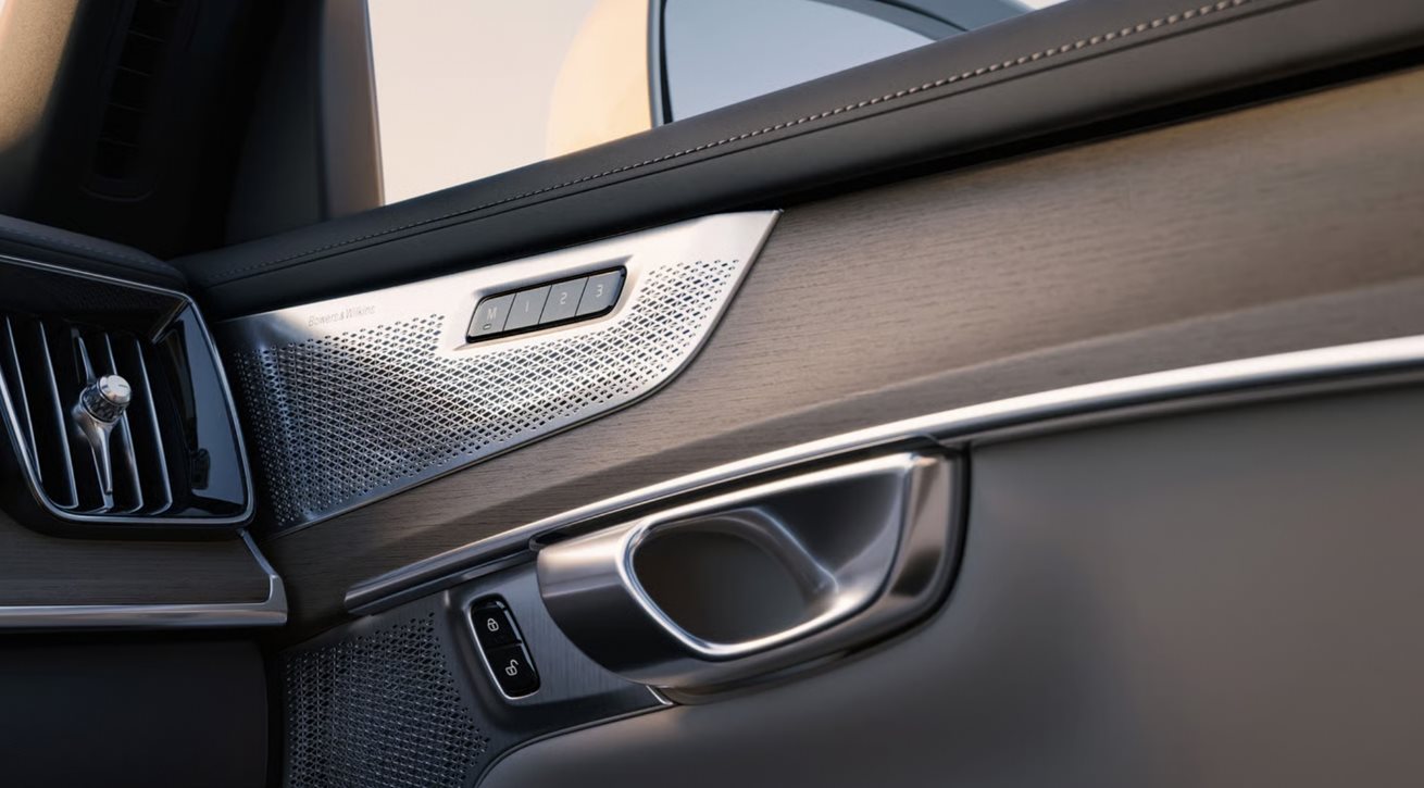 2026 Volvo XC90 Plug-In Hybrid - Wynn Volvo Cars Norristown