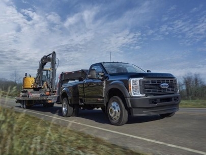 Ford Super Duty diesel contractor truck