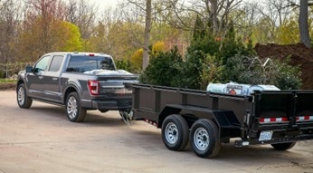 Ford F-150 utility and equipment hauling