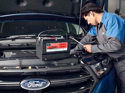 Ford technician performing battery test in Kenosha service center
