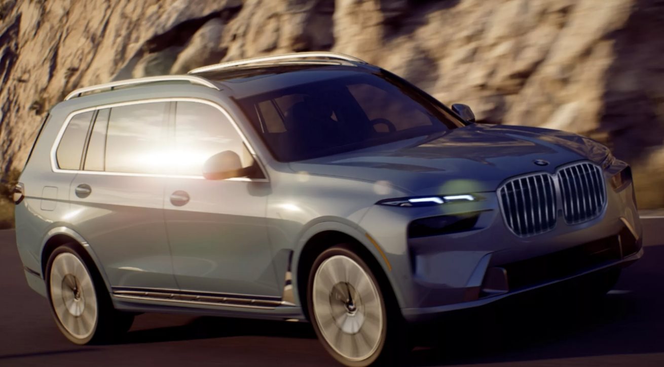 2026 BMW X7 side profile comparison