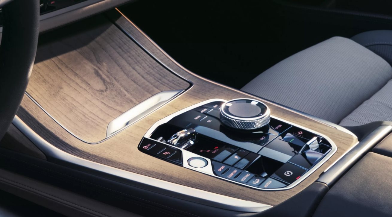 2026 BMW X7 - Kimberly BMW of Davenport
