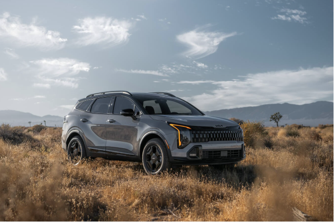 Can I schedule Kia service online at Tustin Kia in Tustin, CA?