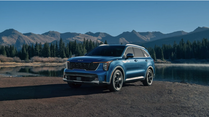 Can I schedule Kia service online at Tustin Kia in Tustin, CA?