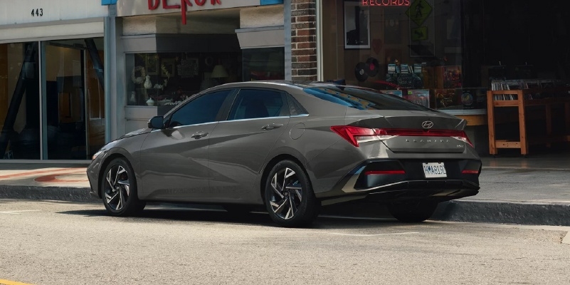 2025 Hyundai Elantra Hybrid design