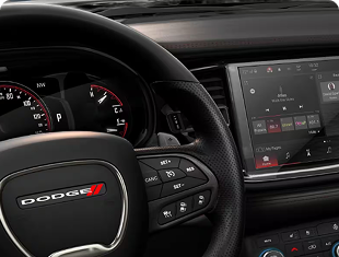 LET UCONNECT 5 ELEVATE YOUR EXPERIENCE