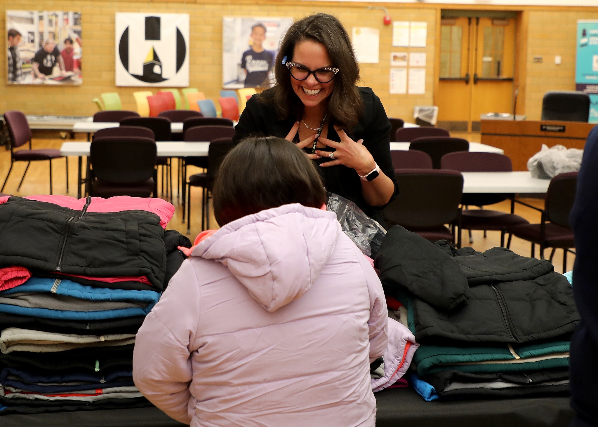 Castle Subaru McHenry Providing Coats to Local Children