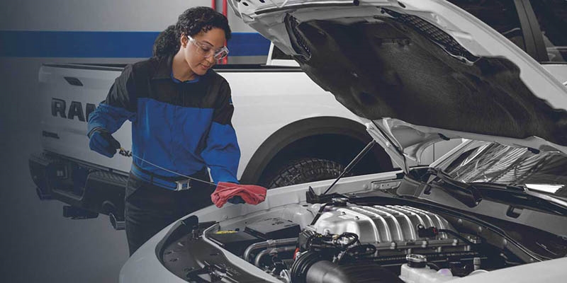 CHRYSLER DODGE JEEP RAM Oil Change Near Metairie
