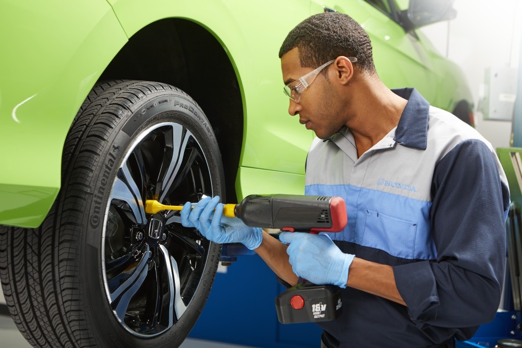 Buy 3 tires get 1 free at Honda Libertyville