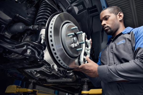 Lamoureux Ford East Brookfield MA