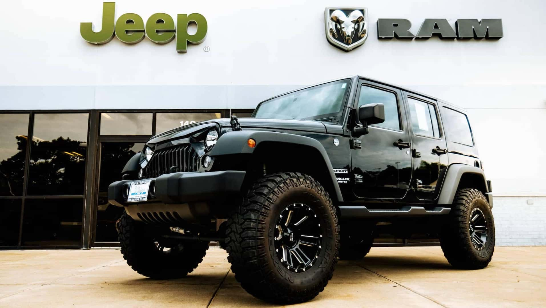 Uftring Chrysler Dodge Jeep RAM North Pekin IL