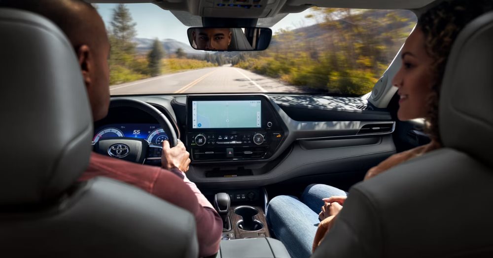 Toyota Highlander Hybrid Wallingford, CT - Interior