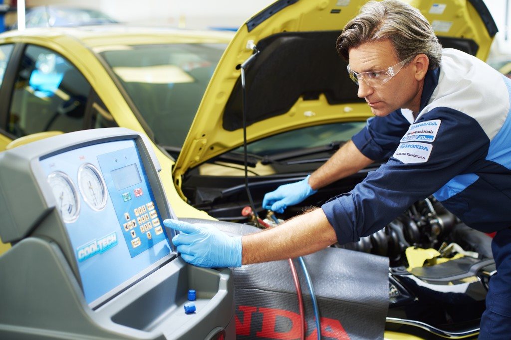 Brickell Honda service drive in Miami — schedule your Honda AC diagnostic and repair