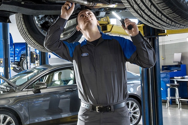 Road salt and summer heat conditions on Chicago streets