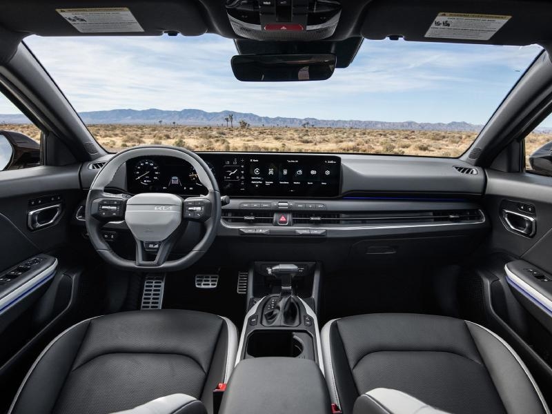 2026 Kia K4 Hatchback Dashboard