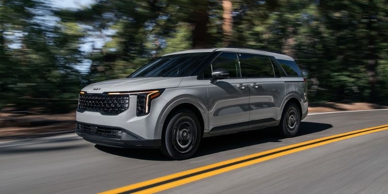 2026 Kia Carnival MPV Hybrid technology