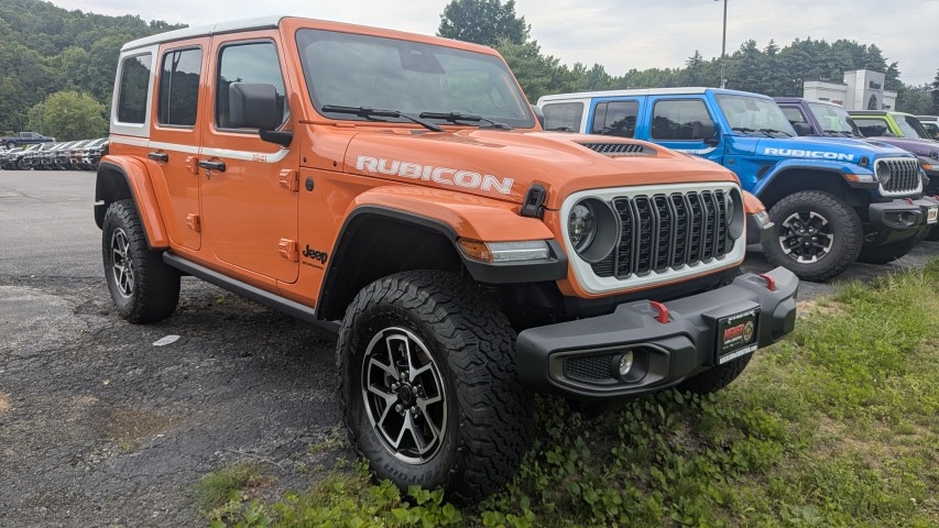2026 Jeep Wrangler Joose orange color option near Malta NY