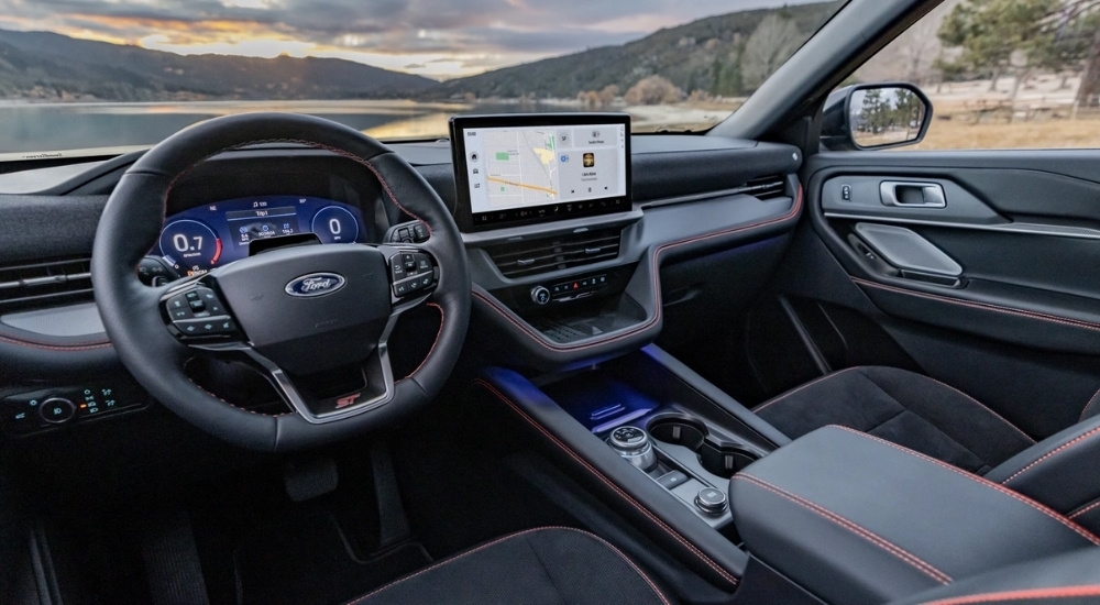 The black dash in a 2025 Ford Explorer for sale in Atlanta.