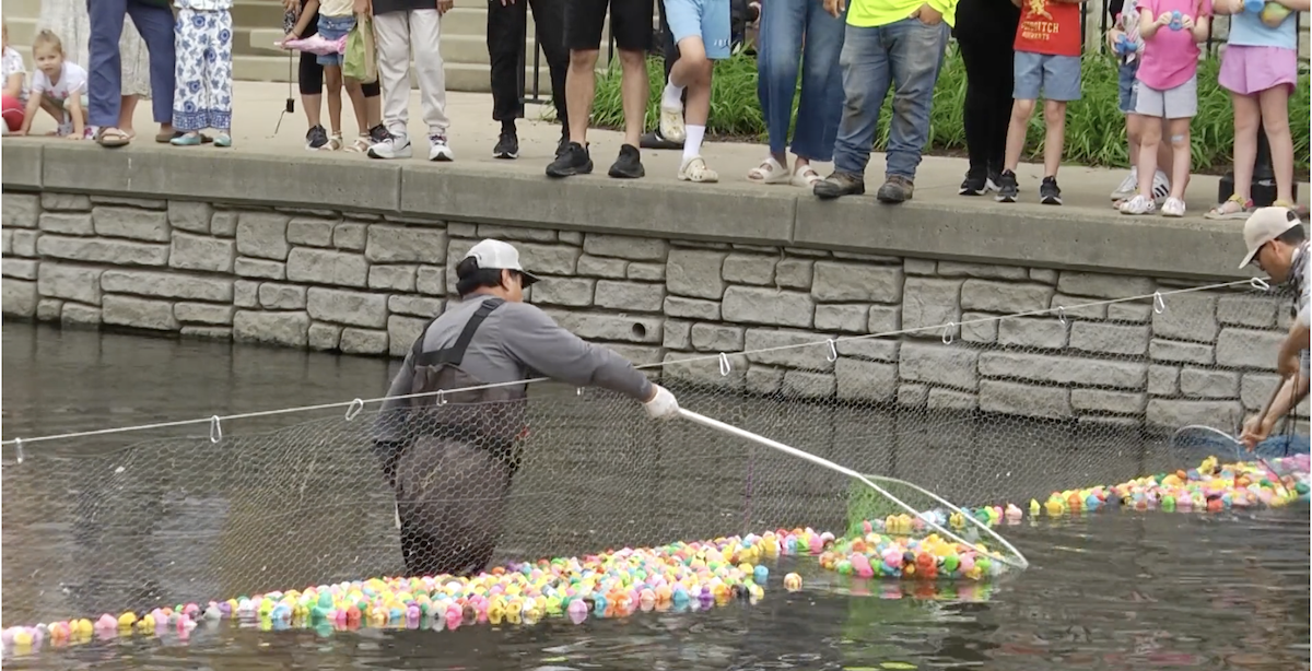 Jeep Wrangler bubble bath display at the Naperville Duck Race