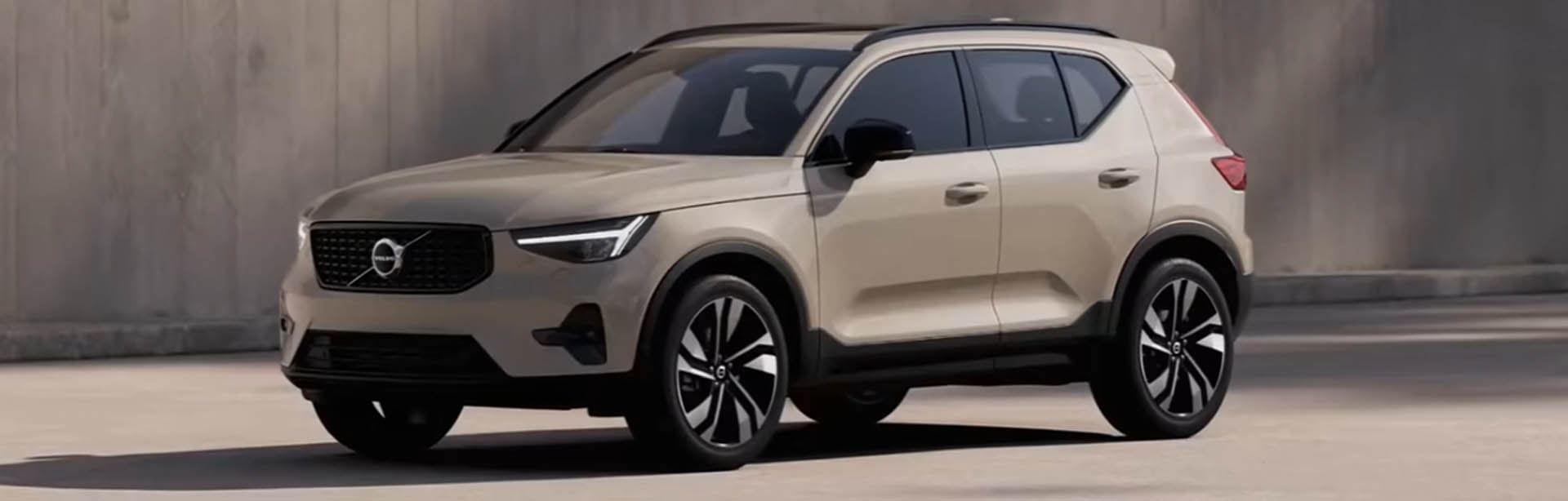 2026 Volvo XC40