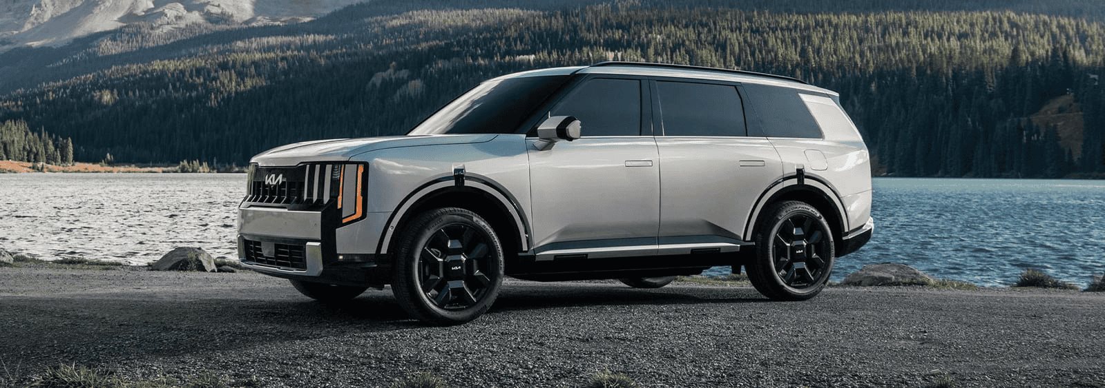 McGrath Kia of Highland Park Highland Park IL
