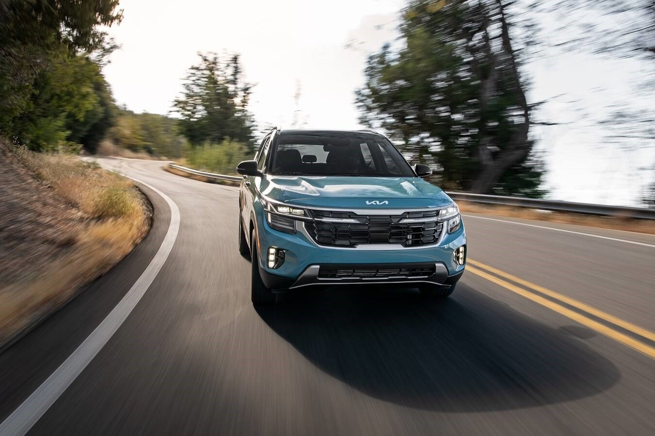2027 Kia Seltos exterior front three-quarter view