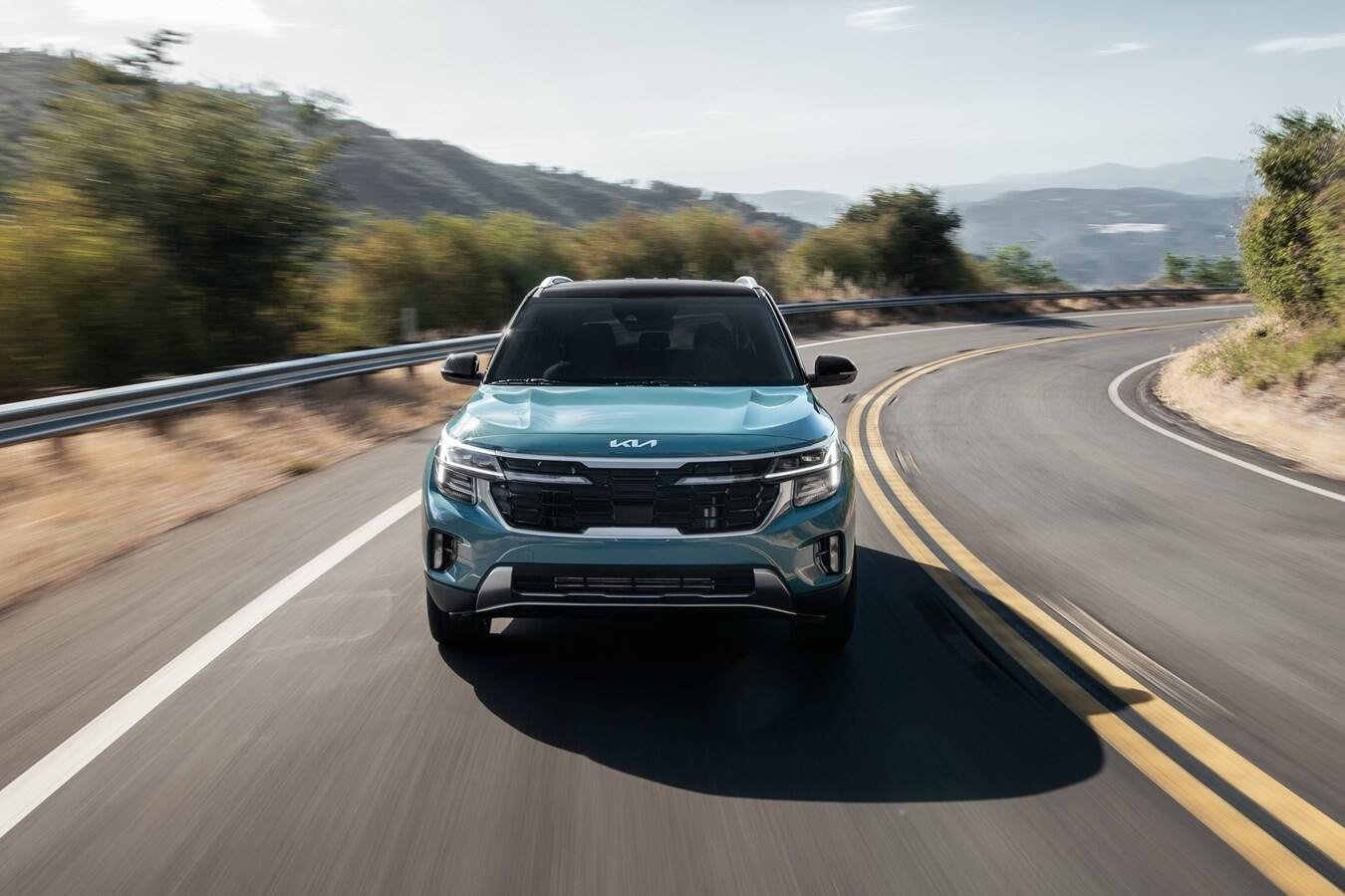2027 Kia Seltos vs Hyundai Kona side by side comparison