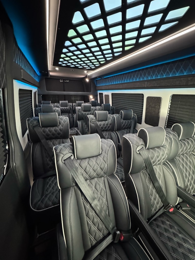 Executive Shuttle 2025 image 2