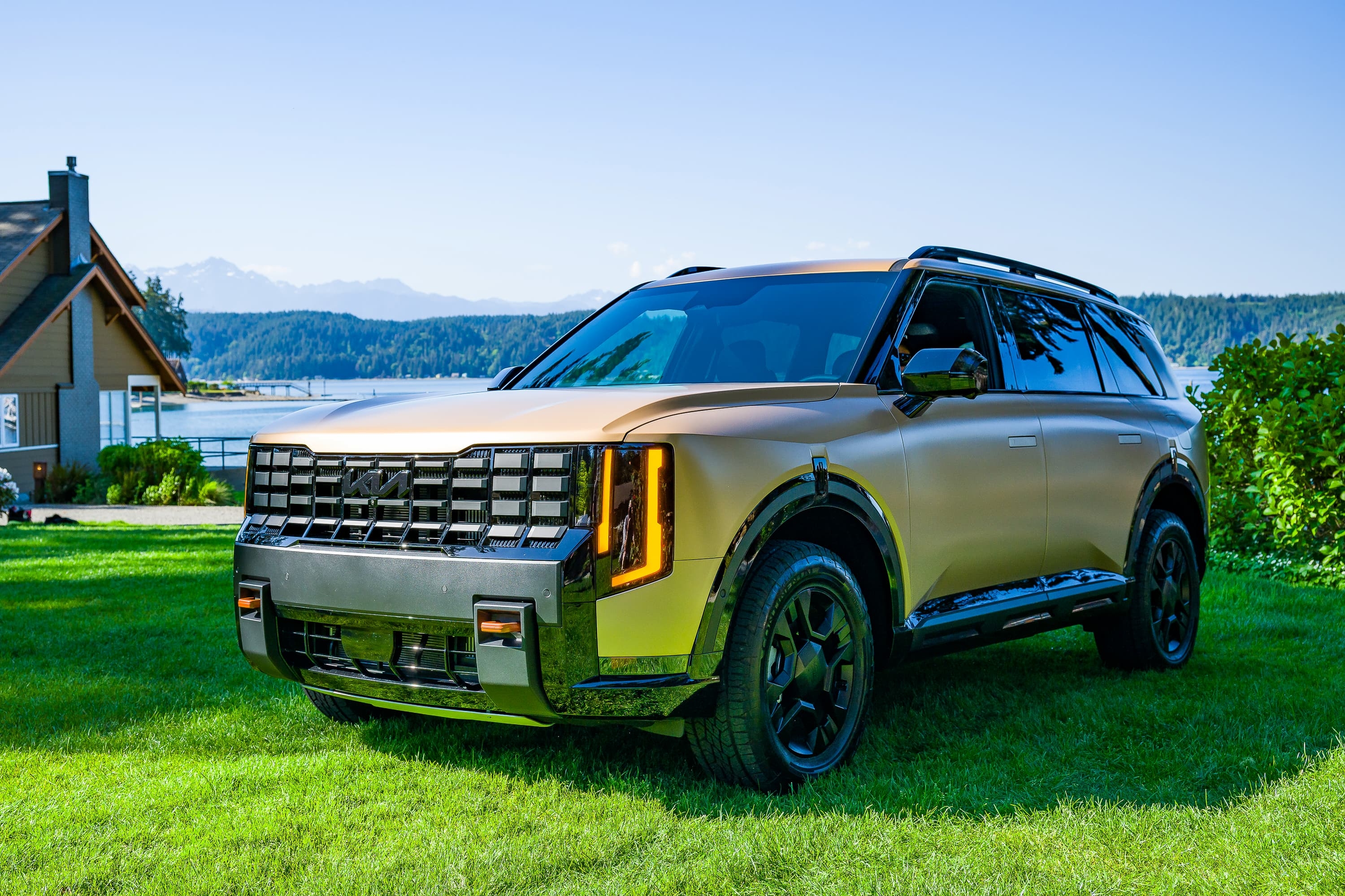 2027 Kia Telluride interior with dual screens and upscale cabin materials