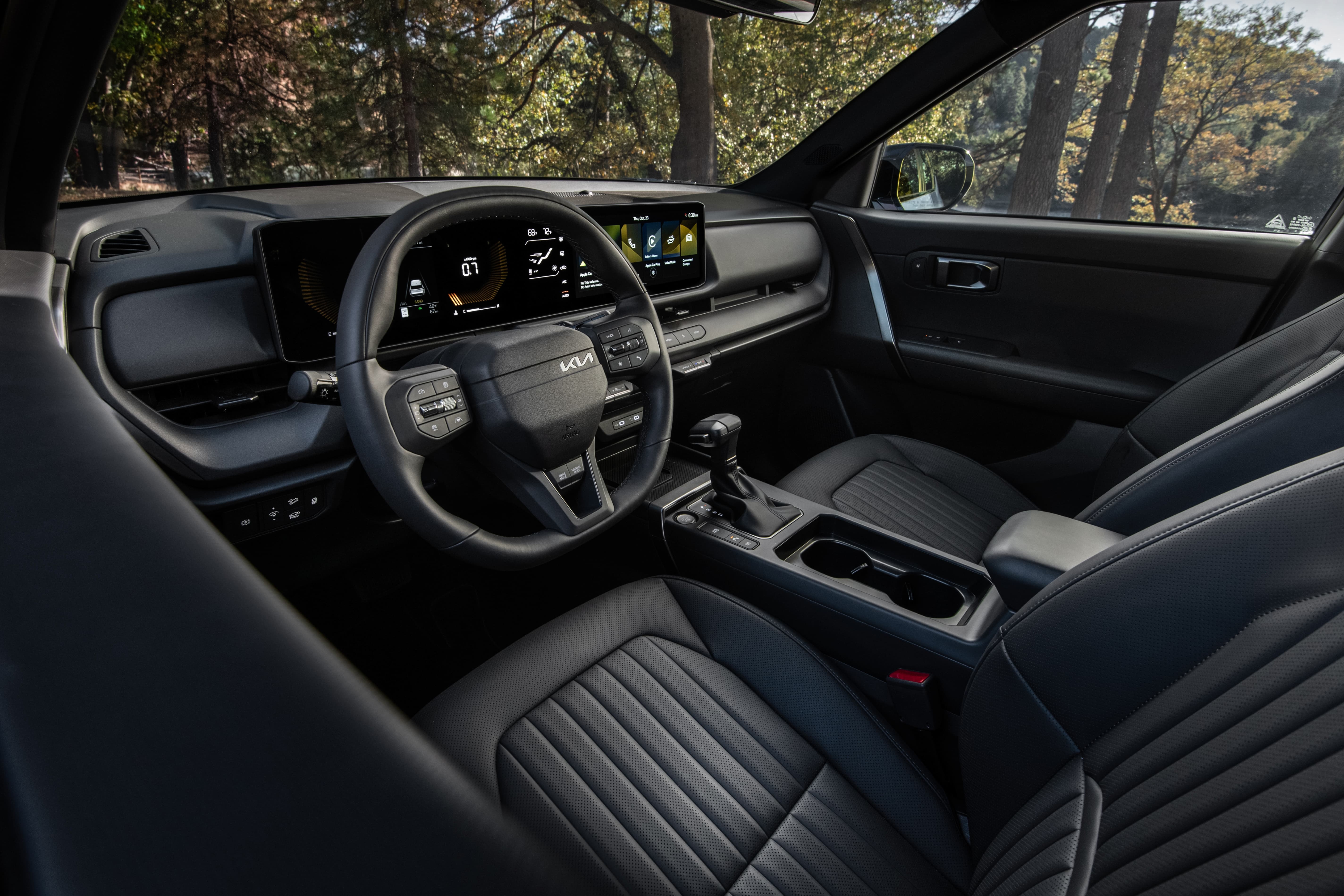 2027 Kia Seltos interior with dual integrated screens and upgraded materials