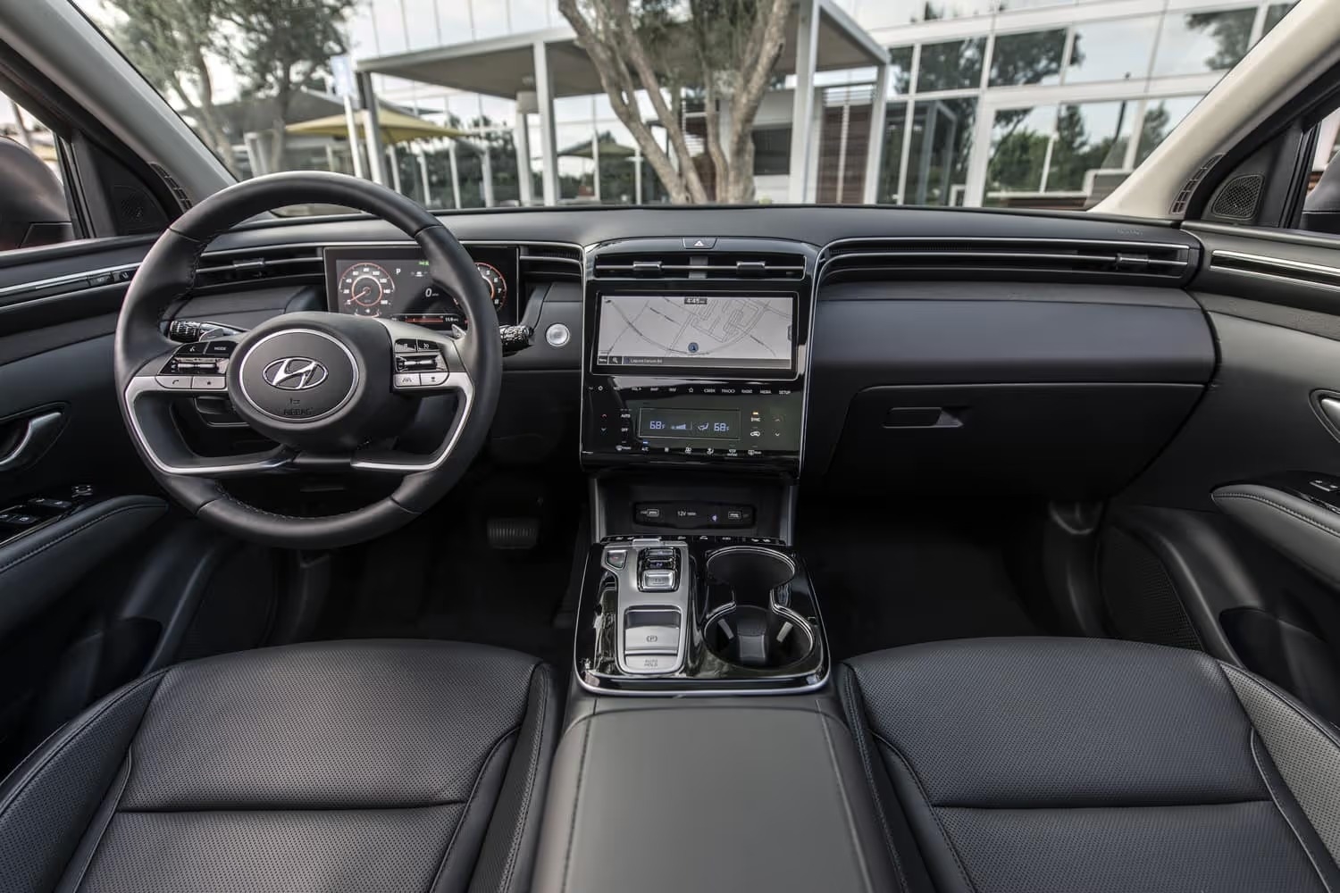 2024 Hyundai TUCSON interior and cabin