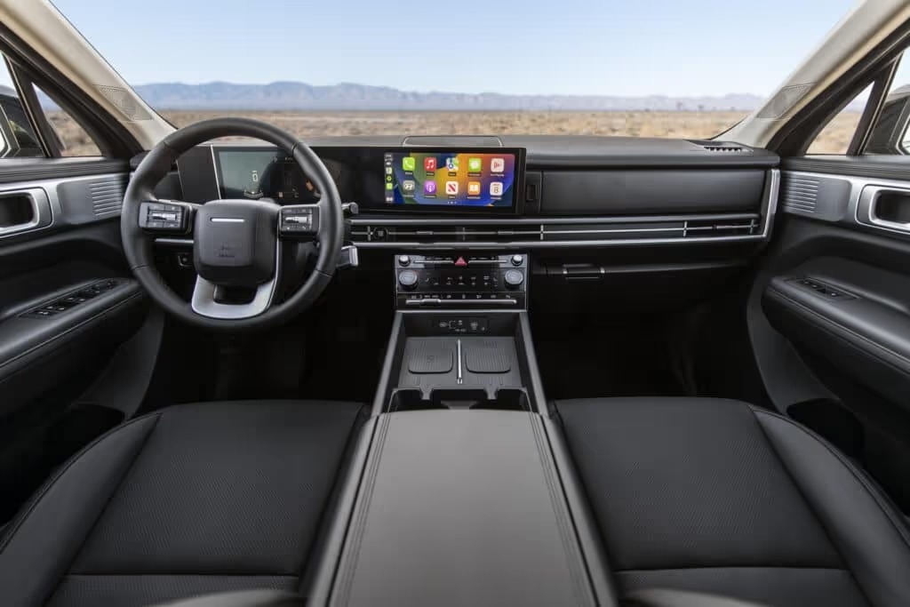 2024 Hyundai SANTA FE infotainment and interior 