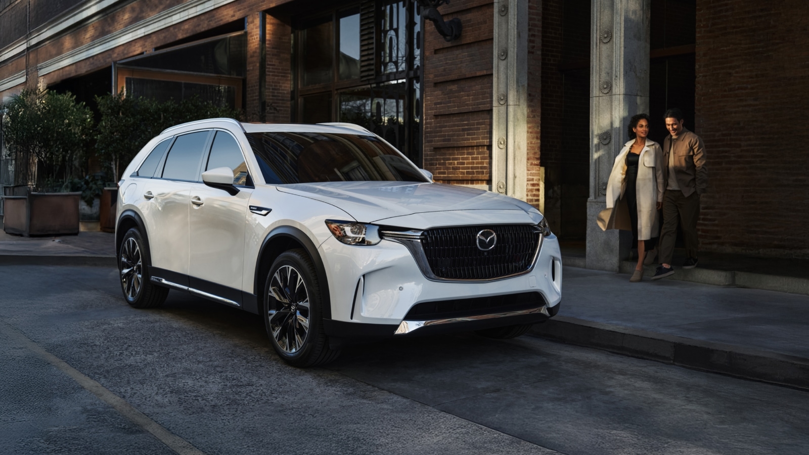 Three row family SUV lineup from Mazda, Hyundai, and Kia at Patterson Autos