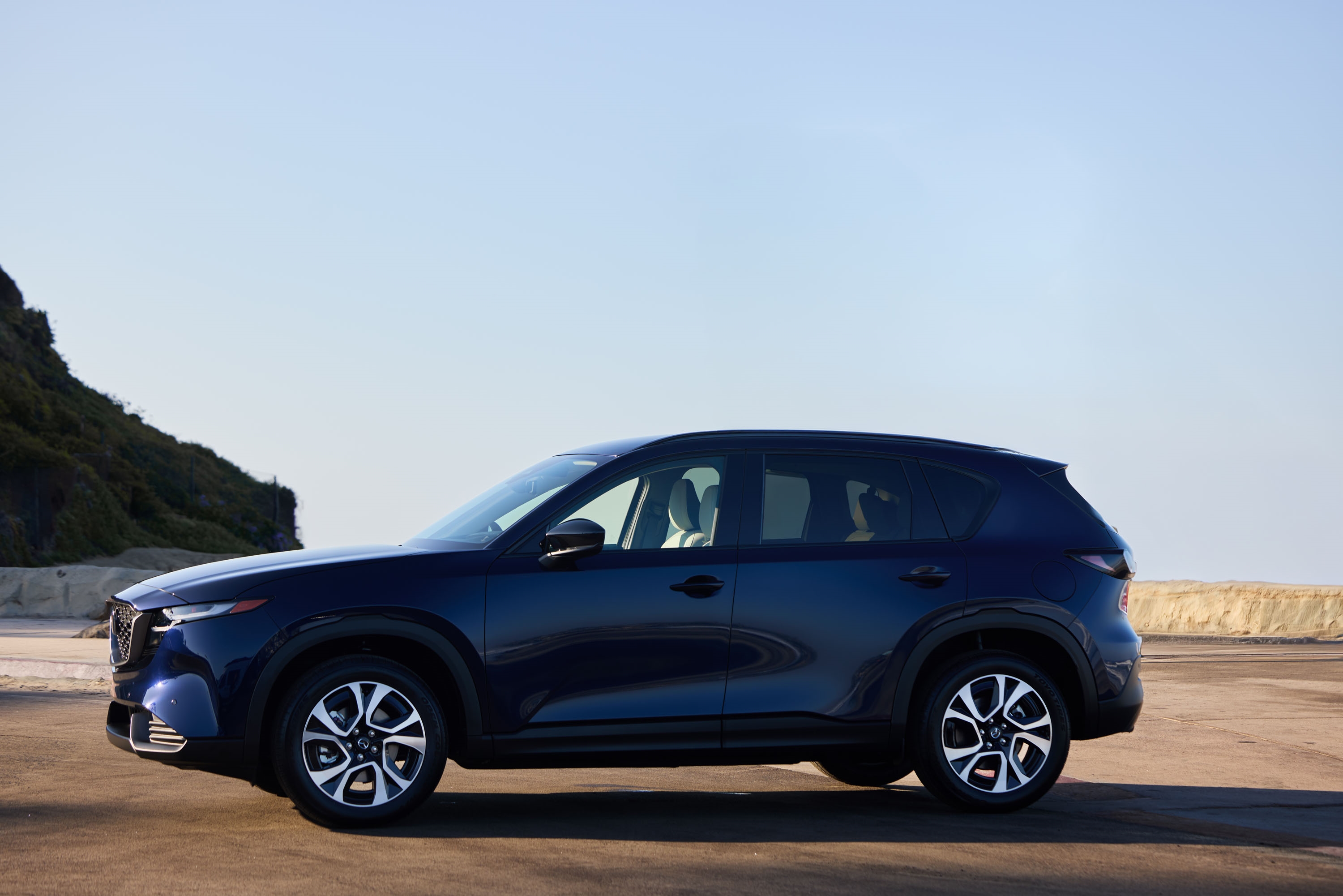 Mazda CX-5 crash test safety structure and 5-star rating engineering
