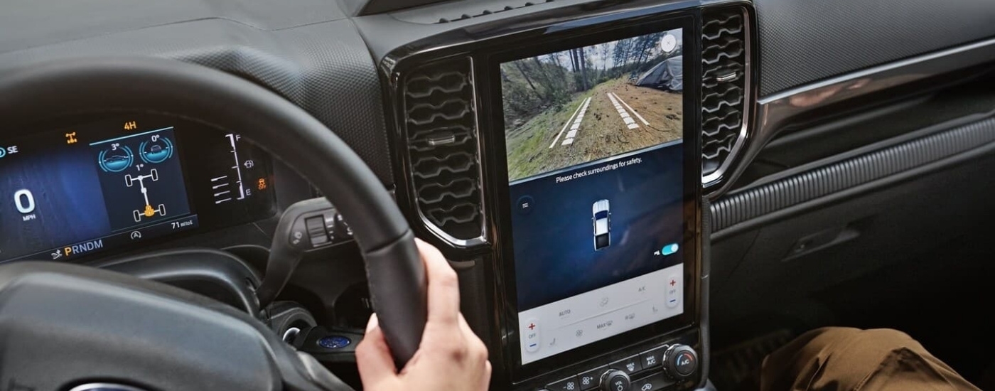 Reverse camera and towing screen in a 2026 Ford Ranger