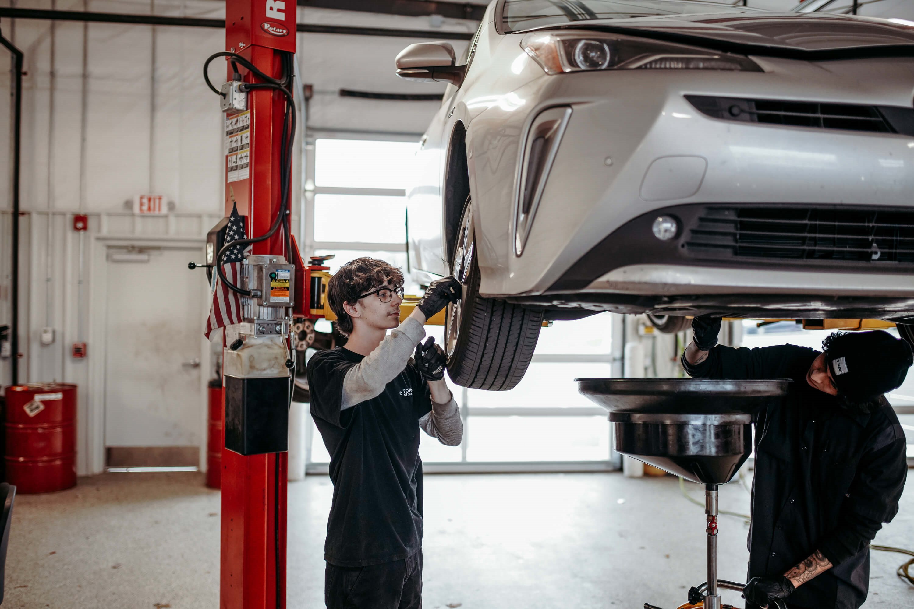 Toyota of Gallatin service center with vehicles receiving tire installation
