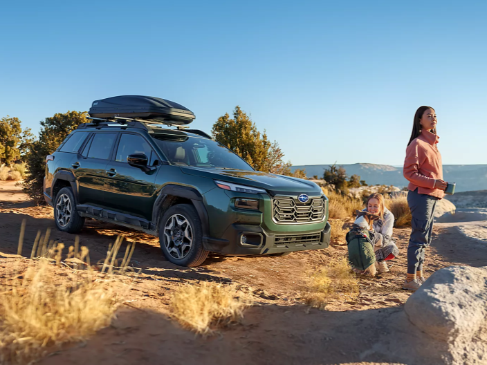 Subaru of Decatur showroom and vehicle lot