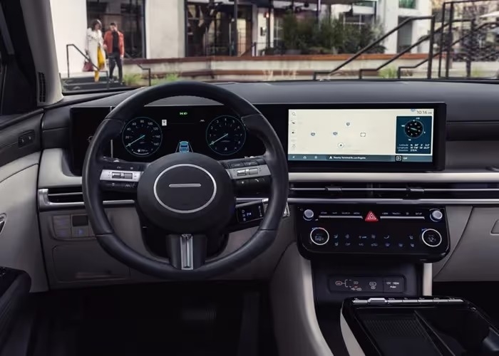 Hyundai Tucson Interior