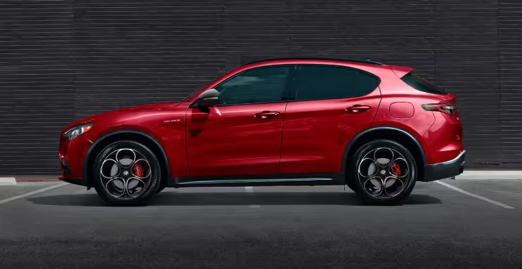 Alfa romeo stelvio exterior