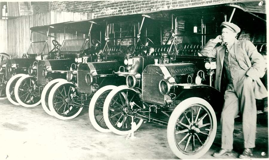 Viroqua Dahl dealership
