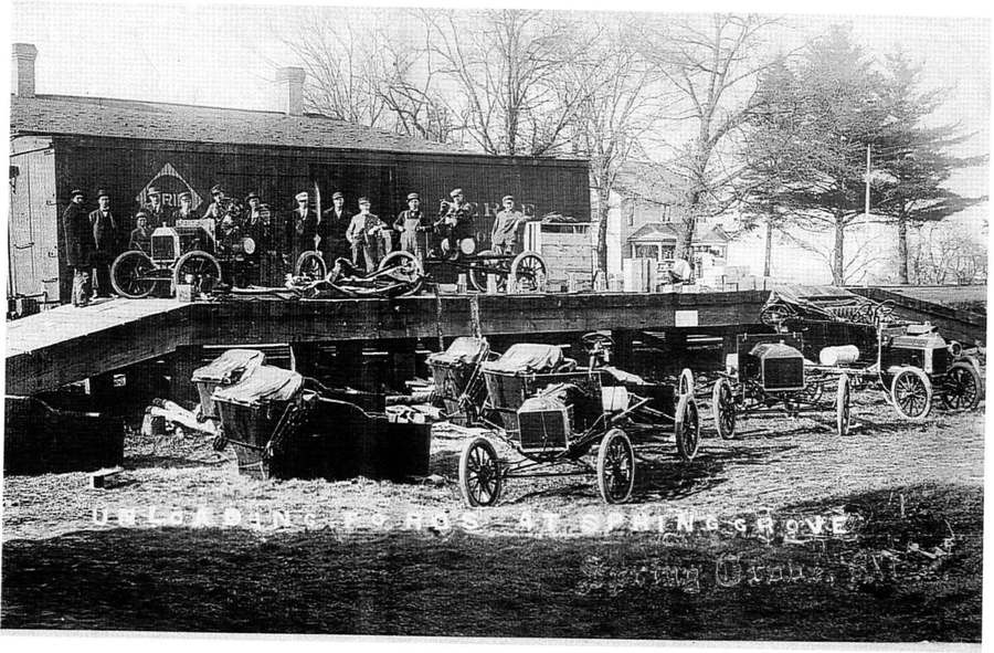 Model T being unloaded from train