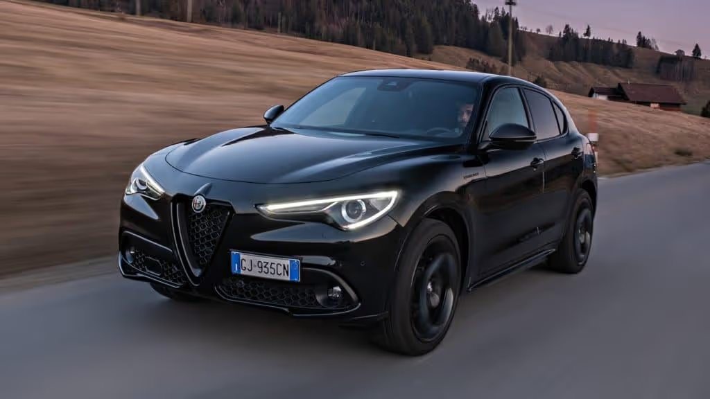 2023 Alfa Romeo Stelvio TI