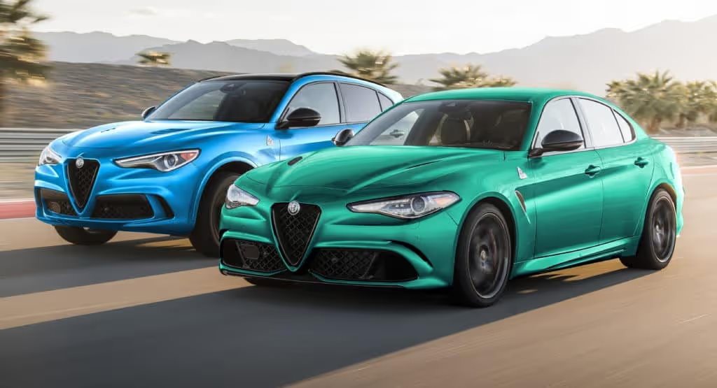Compare 2022 Giulia vs 2022 Stelvio