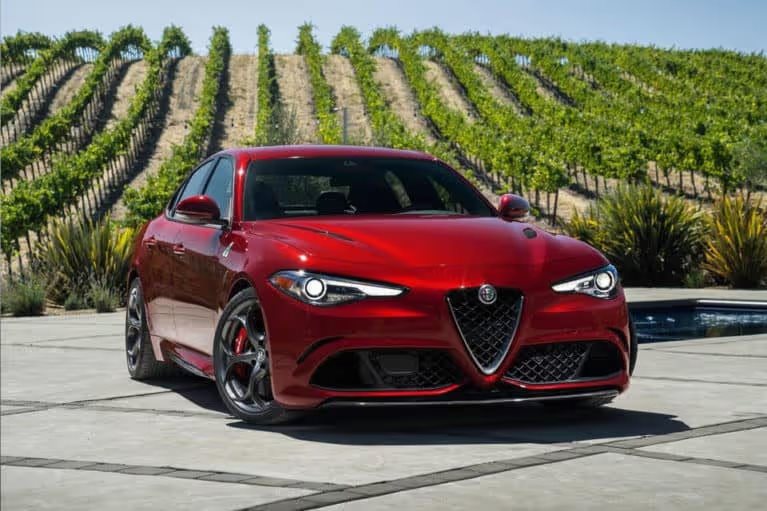 Sports Car Comparison - Giulia vs. M3
