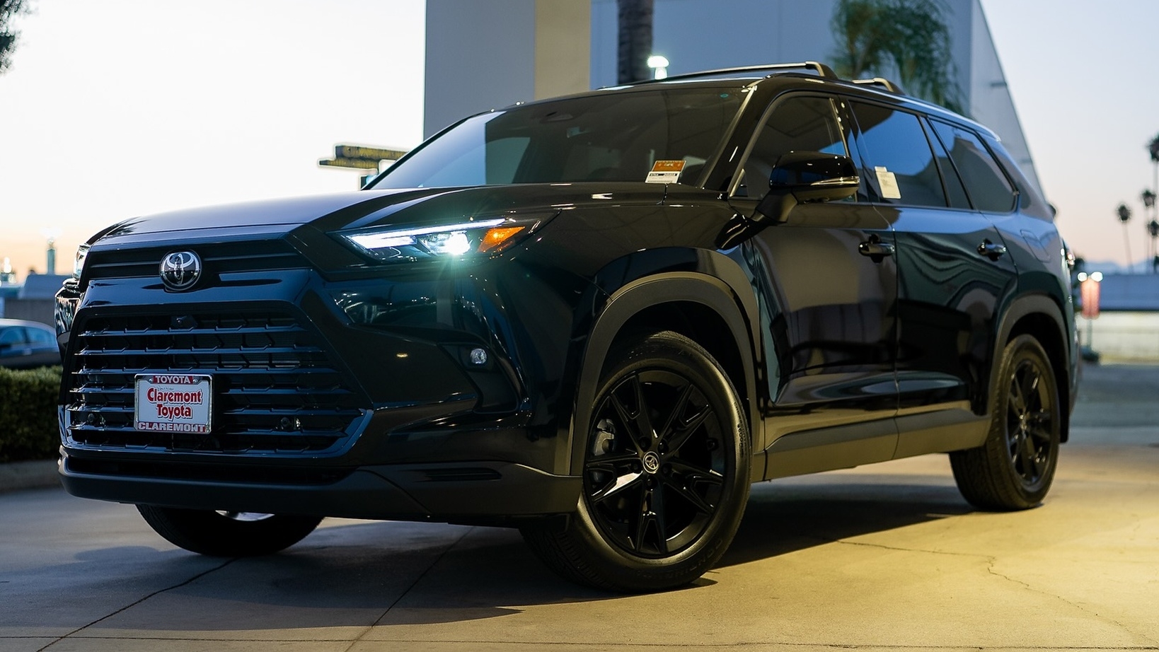 2026 Toyota Grand Highlander popular trim profile at Claremont Toyota in Los Angeles County