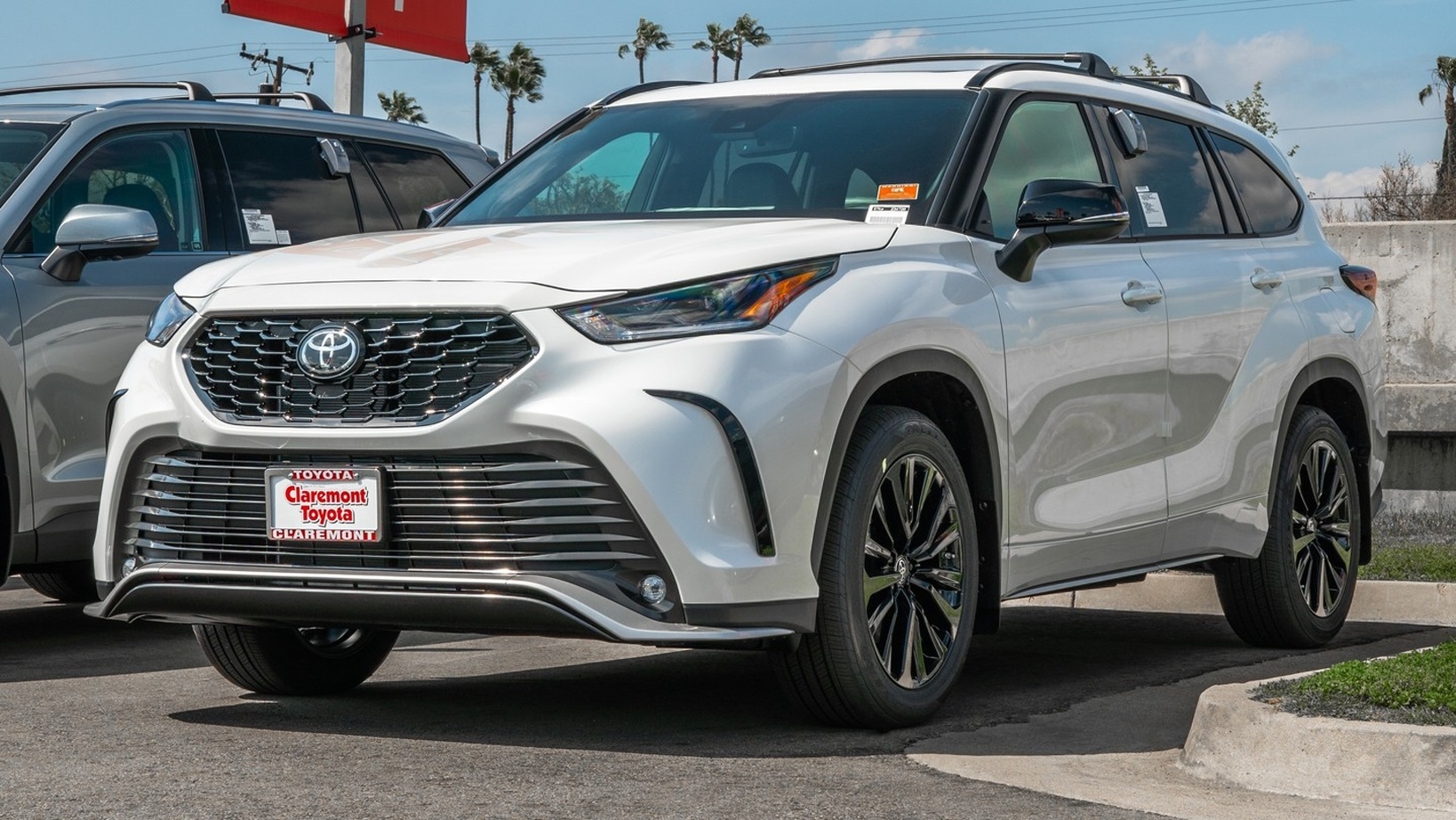 2026 Toyota Highlander exterior front three-quarter view at Claremont Toyota in Los Angeles County