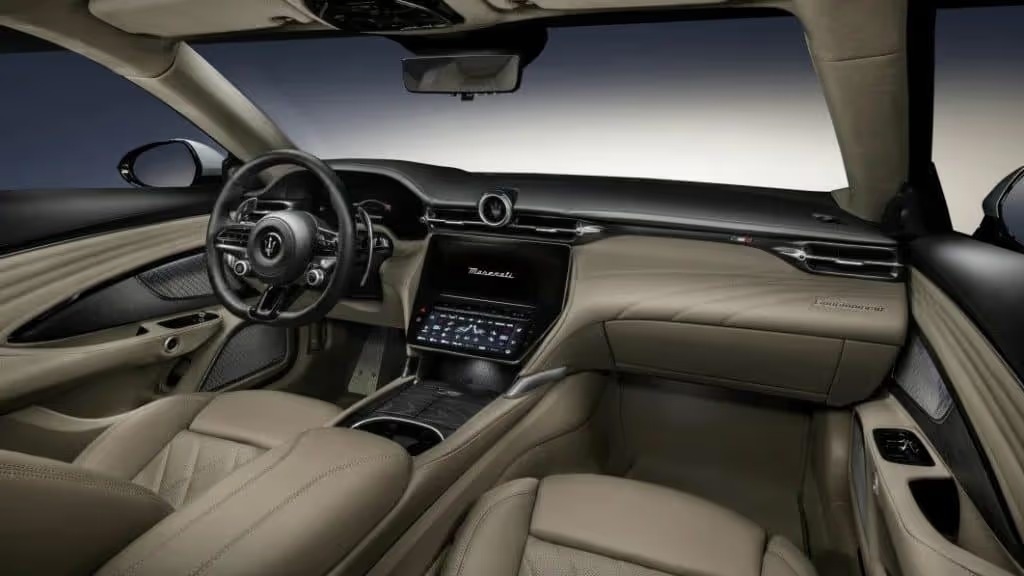 Maserati Gran Turismo Interior 
