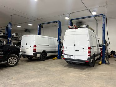 Custom vehicle build