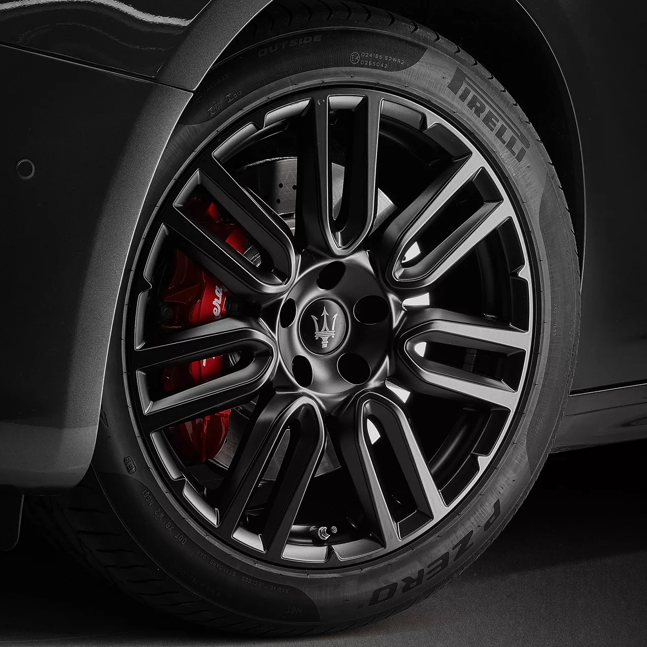 Maserati wheel and brake detail